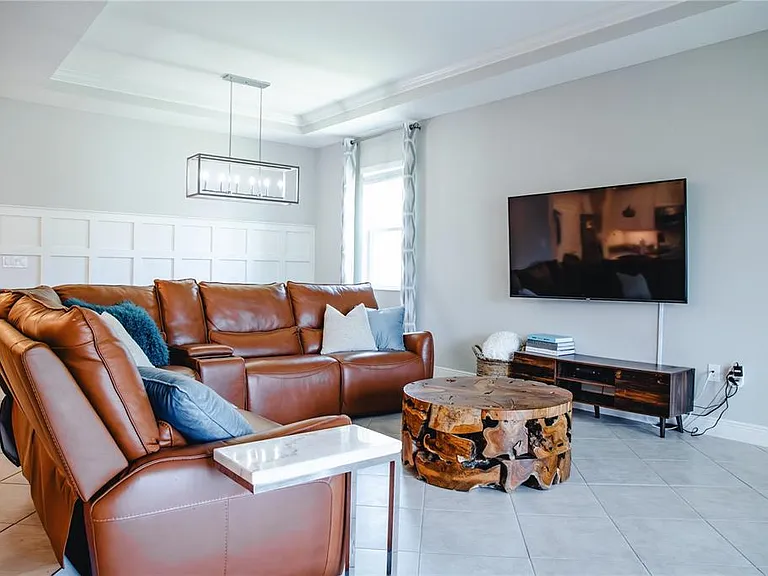 10452 Laguna Plains Dr — Photo 12