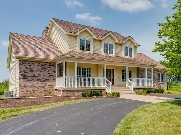 1400 Eagle Ridge Dr, Antioch, IL 60002