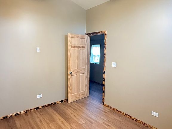 5th image of 3649 S 15000e Rd