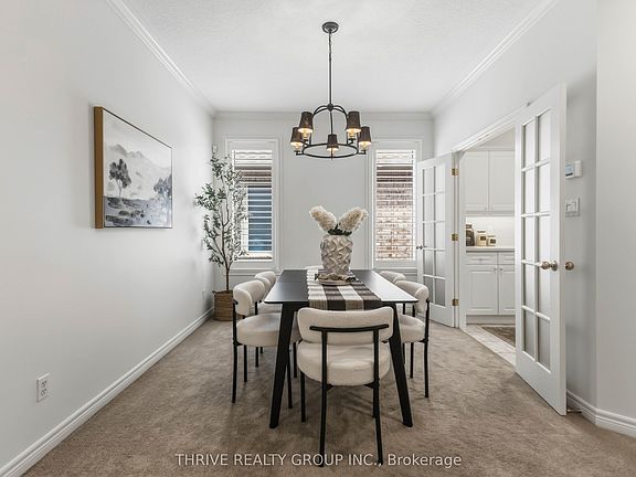 4th image of 1890 Richmond St #11
