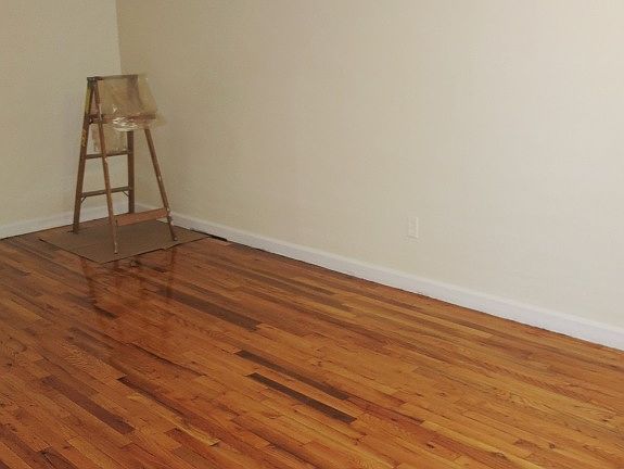 5th image of 2734 Mill Ave #1