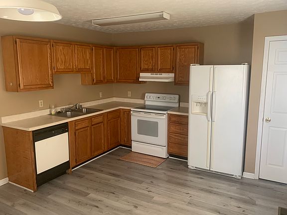 2nd image of 312 Clearwater Way
