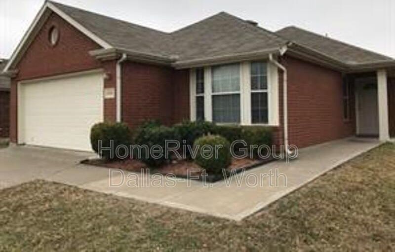 1st image of 8508 Silverbell Ln