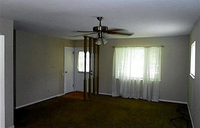 4th image of 4922 S Missouri St