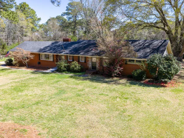 704 Pearces Rd, Zebulon, NC 27597