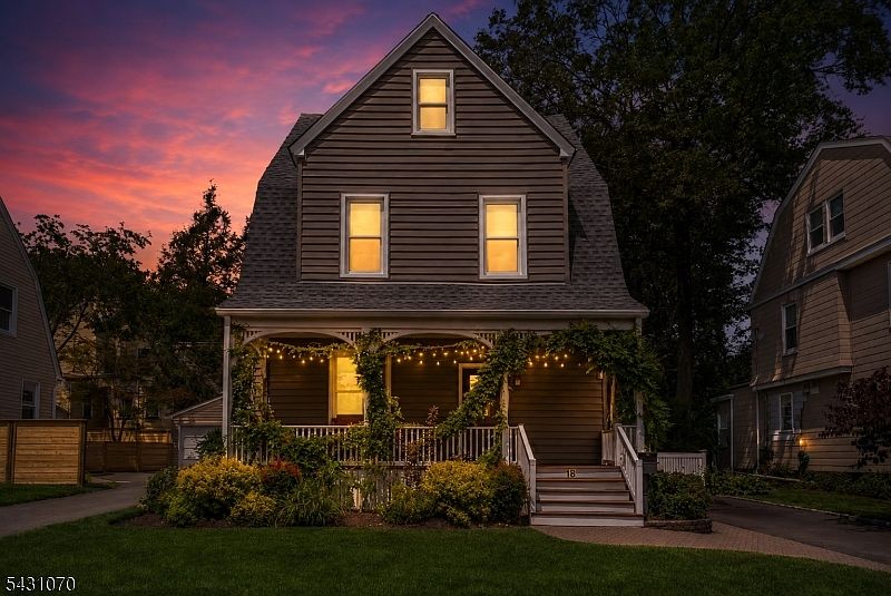 1st image of 18 Gardiner Pl