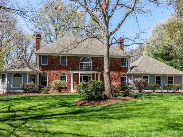 6 High Fields Drive, Danbury, CT 06811
