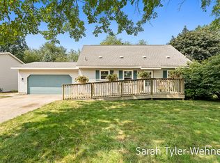 161 W 34th St, Holland, MI 49423