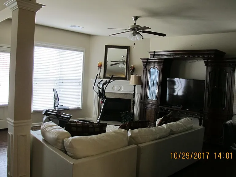 2780 Gold Creek Ln — Photo 3