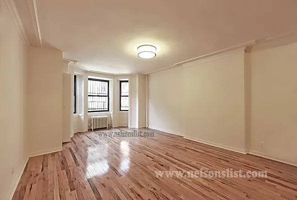 Rented by Nelson Aybar, LREB | media 1