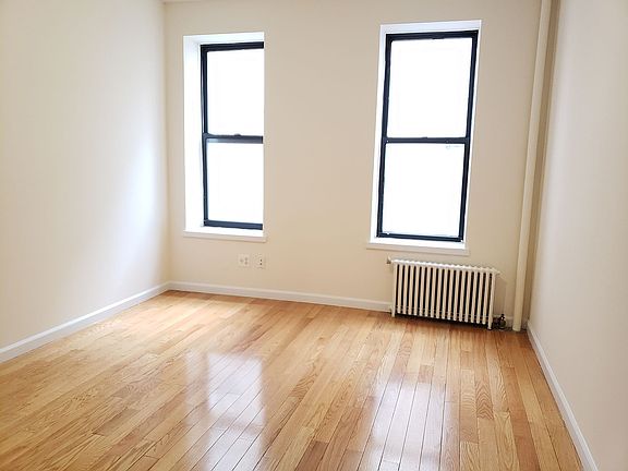 4th image of 517 W 111th St #4B