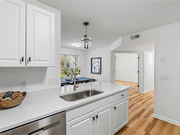 2nd image of 3717 Morris Farm Dr APT 1C