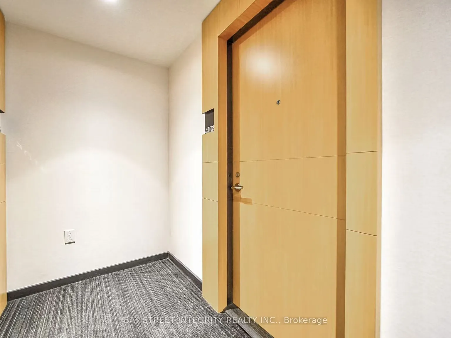 2 bed, $2,880 — Photo 3