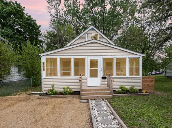 4654 Bald Eagle Ave, White Bear Lake, MN 55110