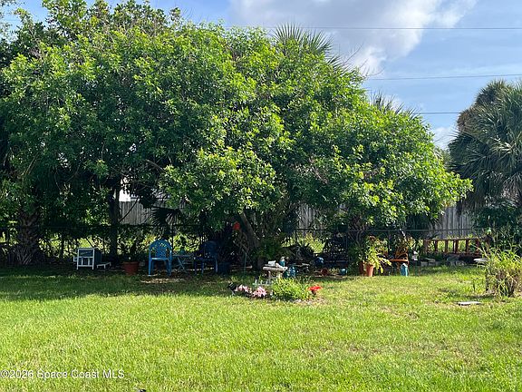 4th image of 1038 Fay Blvd
