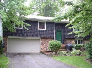 3910 Venus Dr, Brunswick, OH 44212