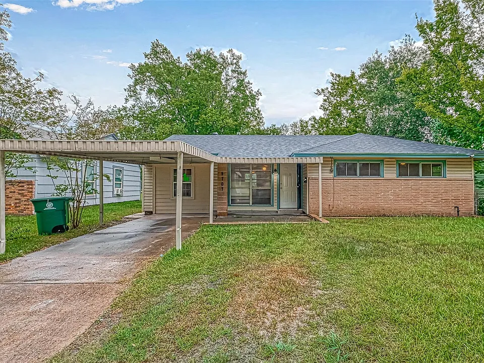 5707 Lakefield Dr