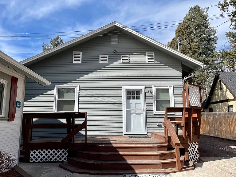 15 Wolfe Ave — Photo 6