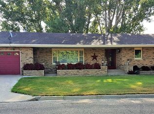 1213 2nd Ave SW, Rugby, ND 58368