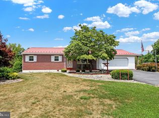128 Airport Rd, Shippensburg, PA 17257