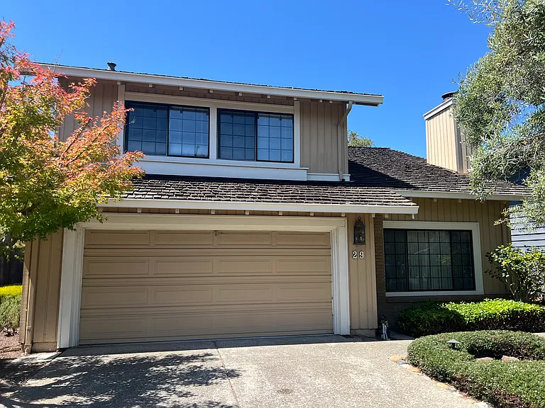 29 Sea Brg — Photo 1