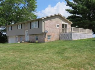 9570 Ironworks Rd, Winchester, KY 40391