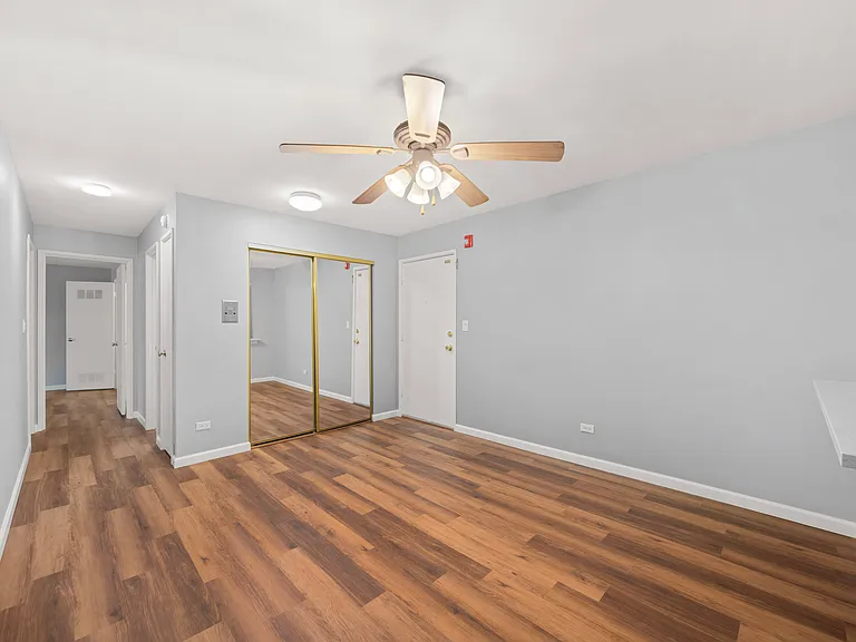 1206 E Fairview St #305 — Photo 20
