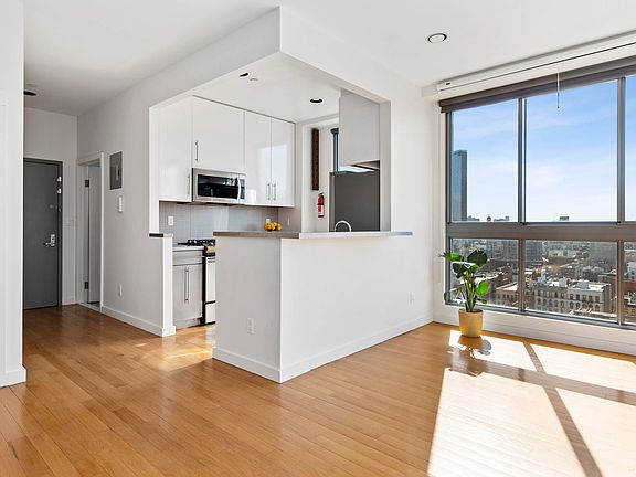 2nd image of 38 Delancey St #13C