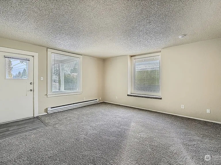6838 S Park Ave — Photo 17