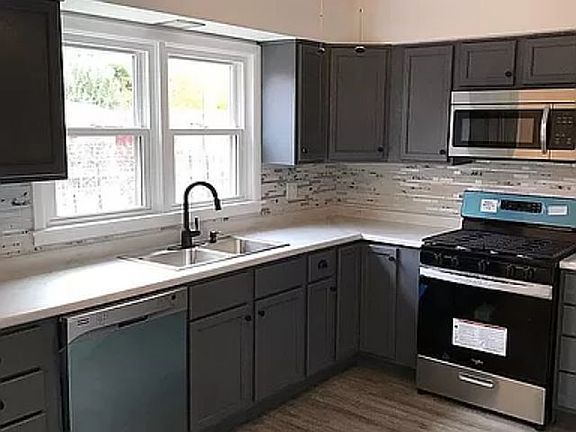 3rd image of 3423 Constance Dr