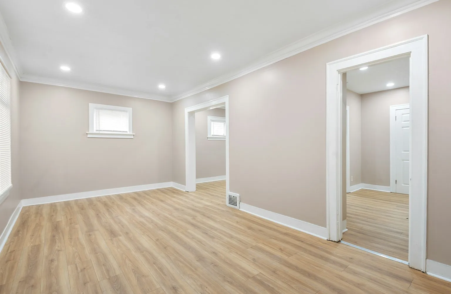 12805 Watterson Avenue — Photo 4