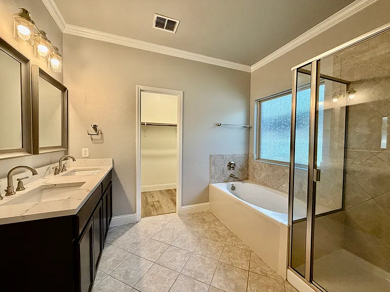 9220 Stewart St — Photo 13