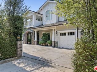 1851 Mandeville Canyon Rd, Los Angeles, CA 90049