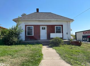 111 N 18th St, Centerville, IA 52544