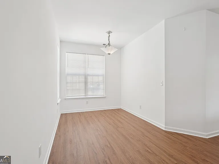 2596 Bates St SE — Photo 11