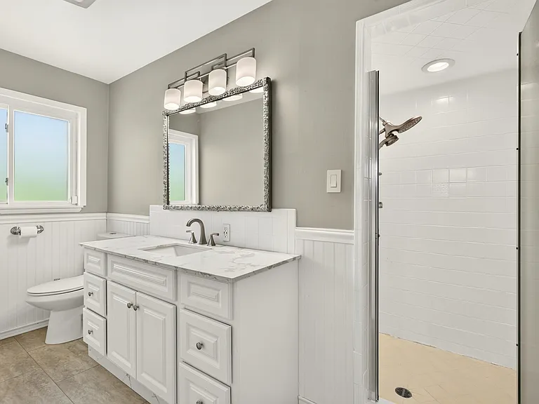 10420 Greenview Dr — Photo 46