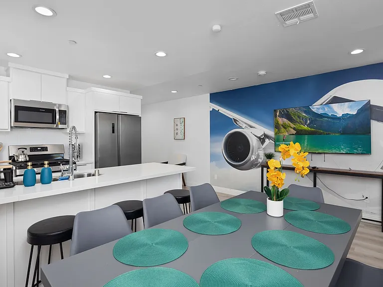 New Construction 4-Unit Townhome Community | Luxury Living Near DTLA — Photo 1
