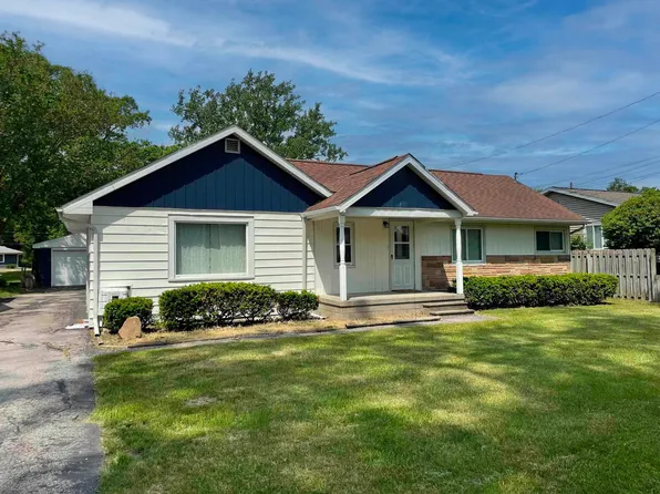 1197 Heavenridge Rd, Essexville, MI 48732