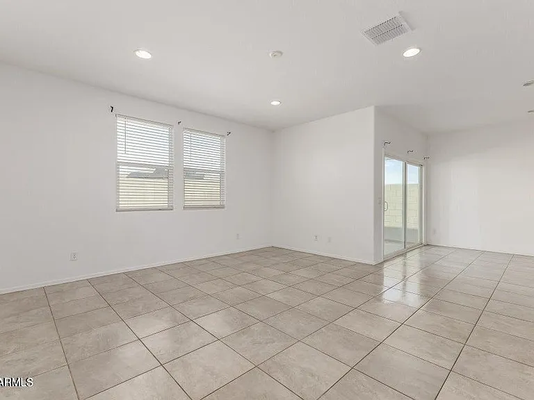 1180 W Paradise Way — Photo 8