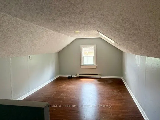 220 Ruggles Ave — Photo 22