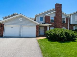 974 Windstream Dr #38, Saint Peters, MO 63376