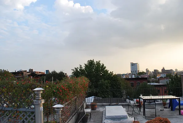 Sold by Citi Habitats | media 20