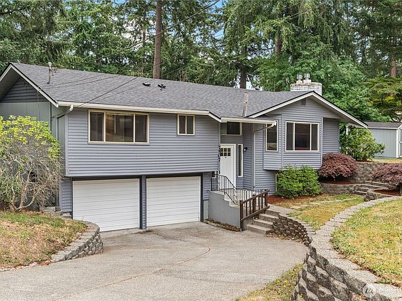 2nd image of 7507 66th Avenue W
