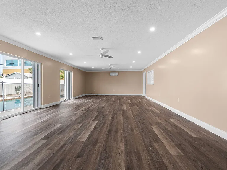 3201 Alice Dr — Photo 16
