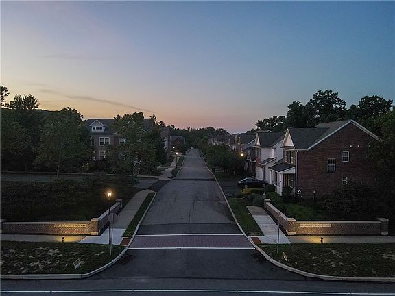 2nd image of 114 Dorsch Dr