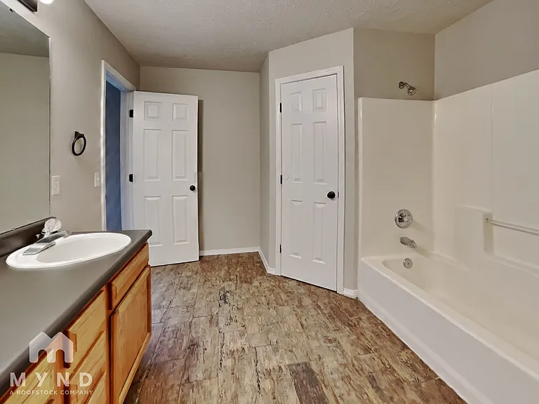 1003 W Snider St — Photo 10