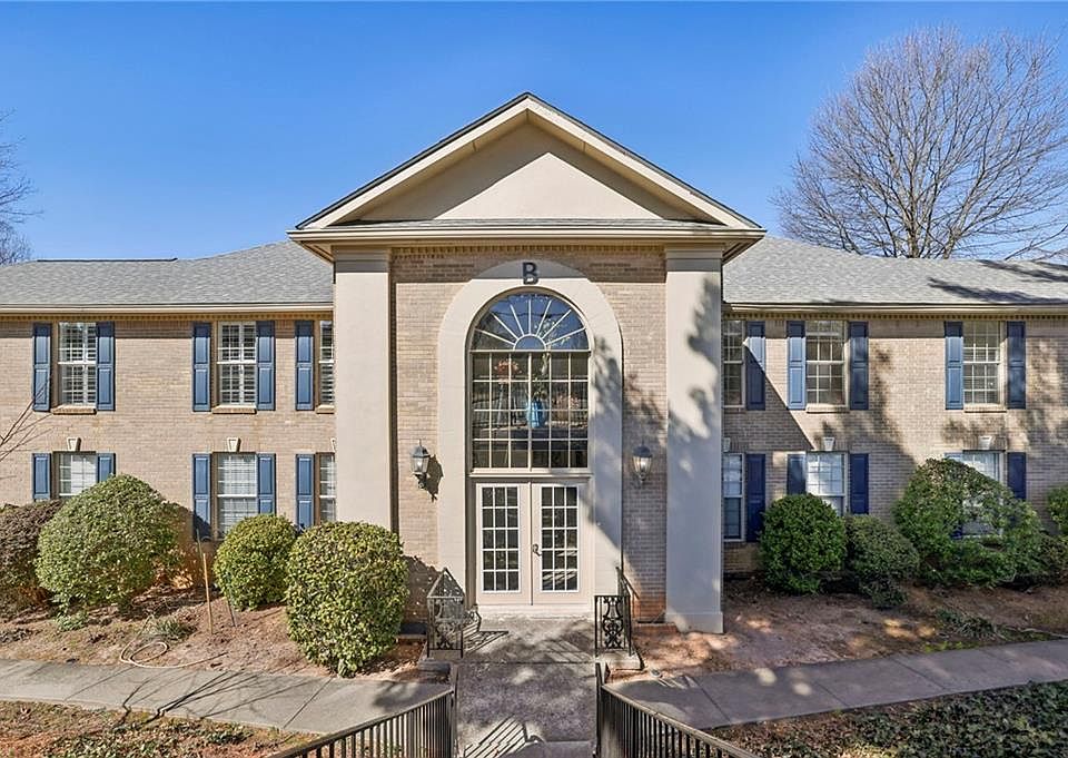 1st image of 750 Dalrymple Rd APT B4