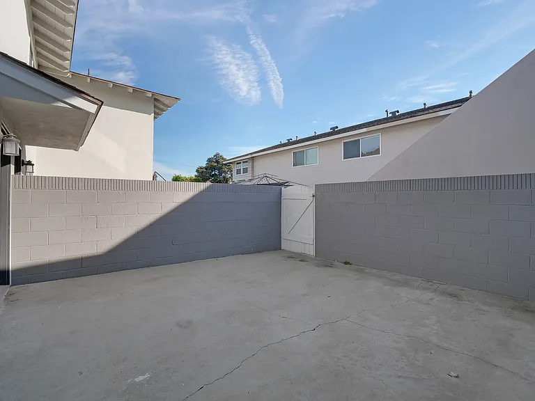 The CitiZen South Bay on Anza — Photo 36