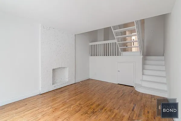 Rented by Bond New York | media 10