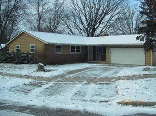 22 Cathy Ct, Madison, WI 53711